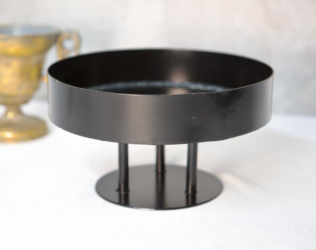 Vase «Adest» black — 2
