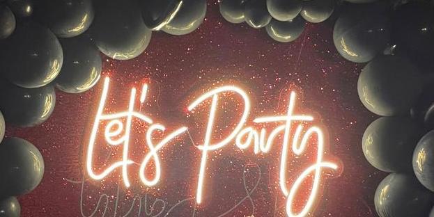 Неон жазуы «Let’s Party» — 1