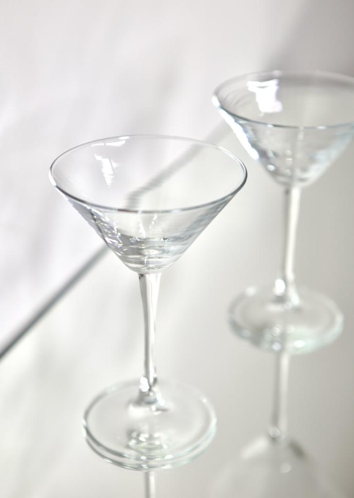 Transparent martini glass — 4